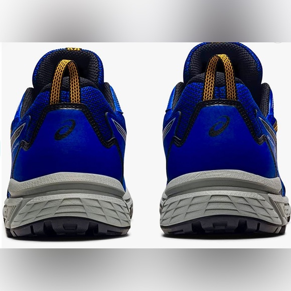 ASICS Running Shoes - Picture 4 of 8